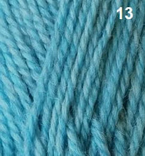 Load image into Gallery viewer, Aran Knit 10 Ply